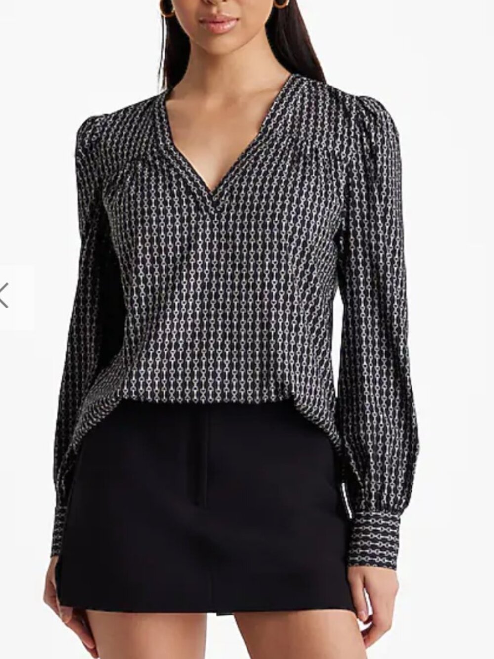 Express Tuckable V-Neck Blouse L Black Horsebit Geometric Balloon Sleeve Top